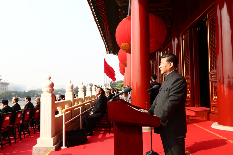 10月1日上午，慶祝中華人民共和國(guó)成立70周年大會(huì)在北京天安門廣場(chǎng)隆重舉行。中共中央總書記、國(guó)家主席、中央軍委主席習(xí)近平發(fā)表重要講話。